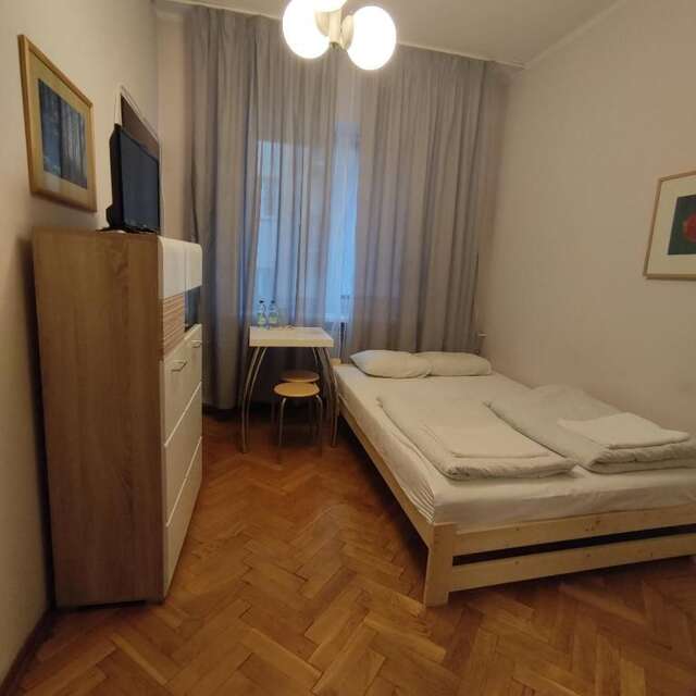 Хостелы Hostel Helvetia Варшава-51